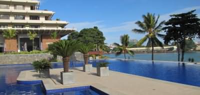 Holidays to the Cinnamon Lakeside Hotel, Colombo Sri Lanka