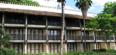 Holidays to the Baobab Beach Resort, Mombasa Kenya