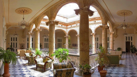 Holidays to the Hotel Florida Havana Cuba