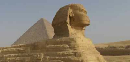Holidays to Cairo - the Pyramids and Sphinx at Giza