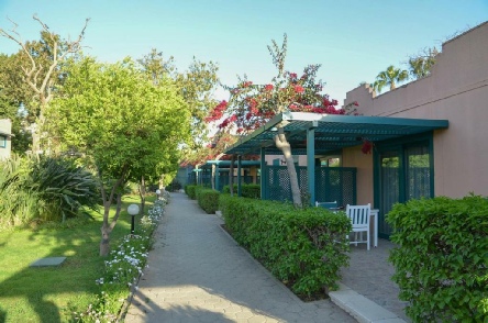 Holidays to the Cairo Pyramids Hotel, Egypt