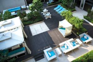 Holidays to the Regal Kowloon Hotel, Hong Kong
