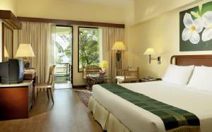 Holidays to the Holiday Villa Beach Resort & Spa, Langkawi Holidays to the Holiday Villa Beach Resort & Spa, Langkawi