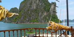 Sightseeing and excursions in Hanoi and Halong Bay