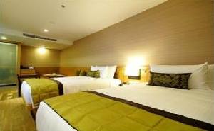 Holidays to the Anantara Bangkok Sathorn