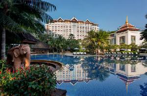 Holidays to the Shangri-La Chiang Mai