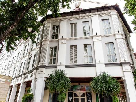 Holidays to the Village Hotel Albert Court, Singapore