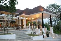 Holidays to the Cape Panwa Hotel, Phuket