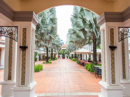Holidays to the Village Hotel Albert Court, Singapore