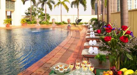 Holidays to the Grand Copthorne Waterfront Hotel, Singapore