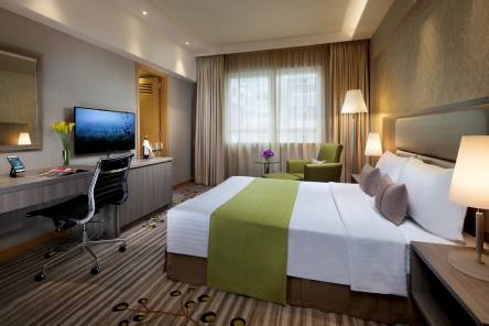 Holidays to the Park Hotel, Hong Kong