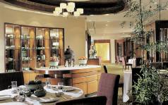 Holidays to the Orchard Hotel, Singapore