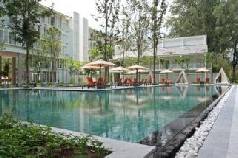 Holidays to the Lone Pine Hotel, Penang