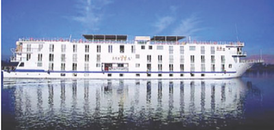 Nile cruises aboard the Ra 2