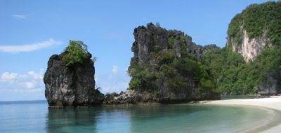 Holidays to Thailand - Krabi's beautiful coastline