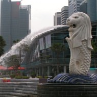 Holidays to Singapore - Merlion and the SIngapore River