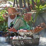 Holidays to Krabi and the Andaman Coast - Local street vendors offer tasty Thai food