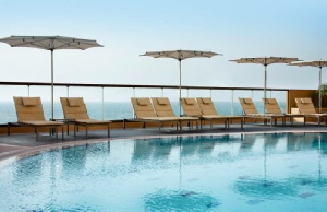 Holidays to the Amwaj Rotana Jumeirah Beach, Dubai