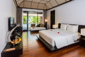 Holidays to the Lily Beach Resort, Maldives
