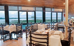 Holidays to The Lake, Polonnaruwa, Sri Lanka