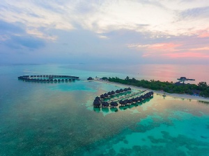 Holidays to the Olhuveli Beach & Spa, Maldives