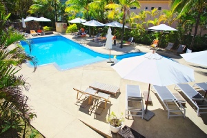 Holidays to Friday Attitude, Mauritius