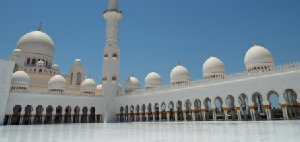 Abu Dhabi, Bangkok & Phuket multicentre holiday 