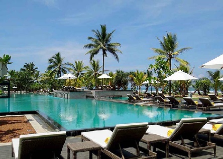 Holidays to the Centara Ceysands Resort & Spa Sri Lanka