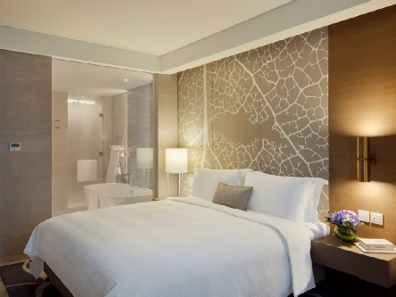 Holidays to the Al Bandar Rotana Creek Dubai
