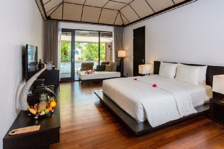 Holidays to the Lily Beach Resort, Maldives