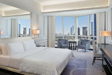 Holidays to the Le Meridien Mina Seyahi, Dubai
