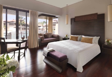 Holidays to the Anantara The Palm Dubai