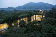 Holidays to the Heritance Kandalama Sri Lanka