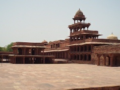 Touring holidays to India