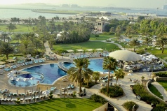 Holidays to the Le Royal Meridien Beach Resort, Dubai