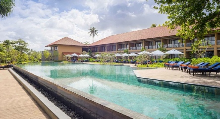 Holidays to the Anantara Kalutara Resort Sri Lanka