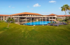 Holidays to the Cinnamon Bey Beruwela, Sri Lanka