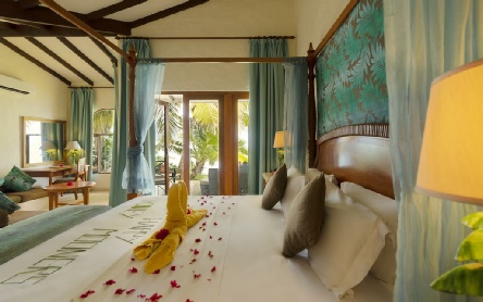 Holidays to the Sunset Beach Resort, Seychelles