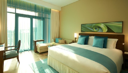 Holidays to the Sofitel The Palm Dubai