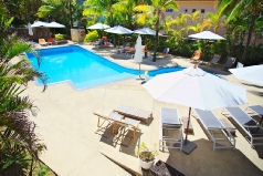 Holidays to Friday Attitude, Mauritius