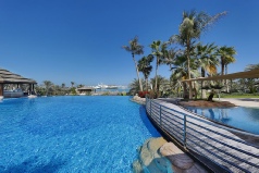 Holidays to the Le Meridien Mina Seyahi, Dubai