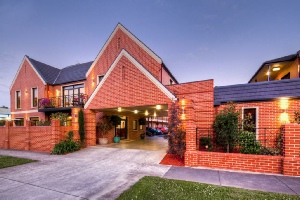 Holidays to the Best Western Ballarat Suites Australia