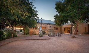 Holiday to De Zeekoe Guest House, Oudtshoorn South Africa