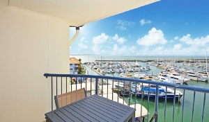 Holidays to the Mantra Hervey Bay Queensland Australia