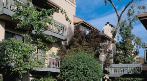 Holidays to the Victorian Inn, Monterey, USA