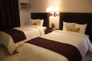 Holidays to the Collins Hotel, Miami, USA