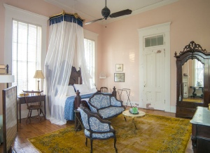 Holidays to the Belmont Plantation, Greenville