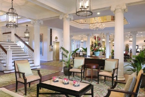 Holidays to the Moana Surfrider, a Westin Resort & Spa, Hawaii