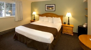 Holidays to the Alpenhof Lodge, Mammoth Lakes, USA