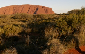 Holidays to Australia with Escape Worldwide - Ayers Rock Uluru